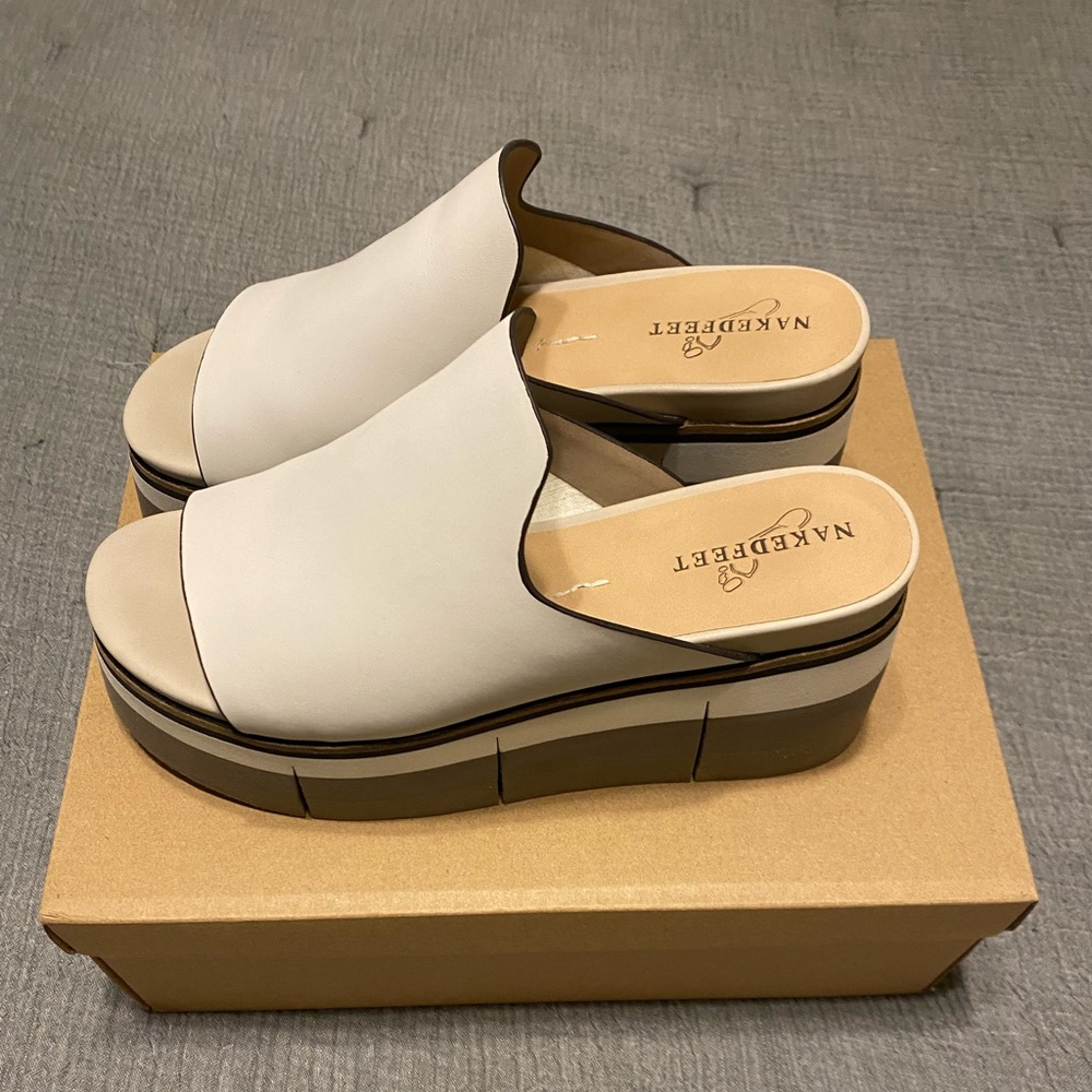 NakedFeet Flow Mist NWOT